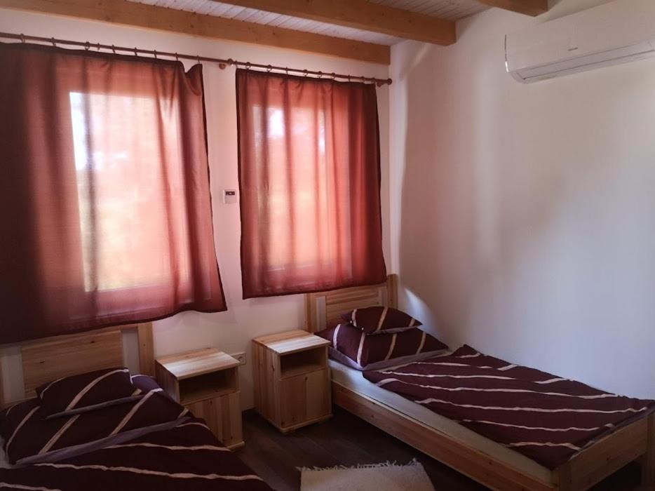 Tomajor Vendeghazak Διαμέρισμα Tiszaeszlar Εξωτερικό φωτογραφία