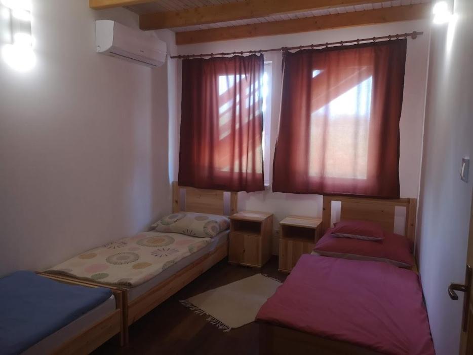 Tomajor Vendeghazak Διαμέρισμα Tiszaeszlar Εξωτερικό φωτογραφία
